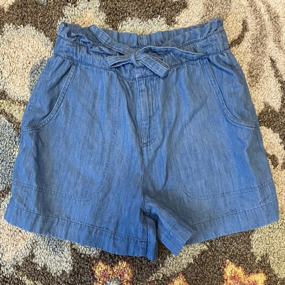 Old Navy Extra High-Waisted Utility Shorts
